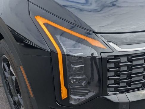 New 2026 Kia Sportage EX AWD/4WD image 9