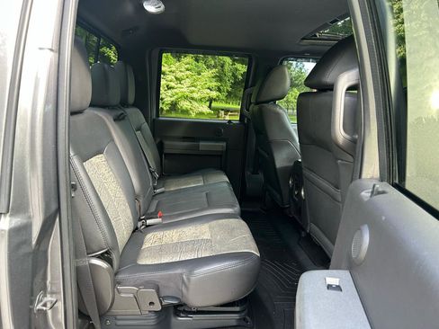 Used 2011 Ford F250 Lariat w/ Chrome Pkg AWD/4WD image 17