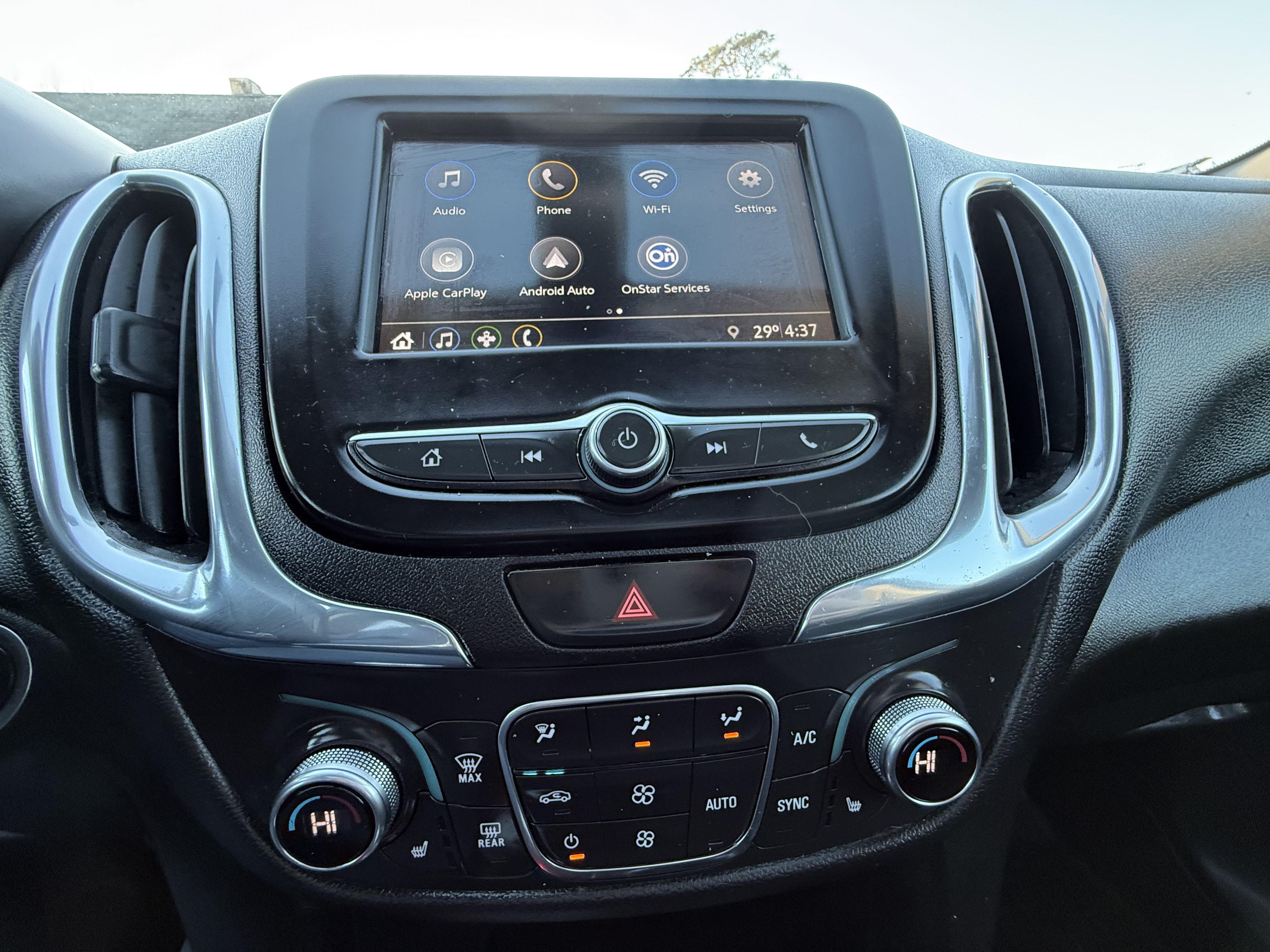 Used 2019 Chevrolet Equinox LT AWD/4WD image 22