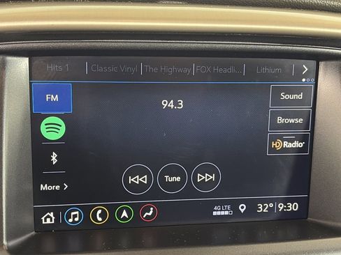 Used 2021 GMC Canyon Denali image 20