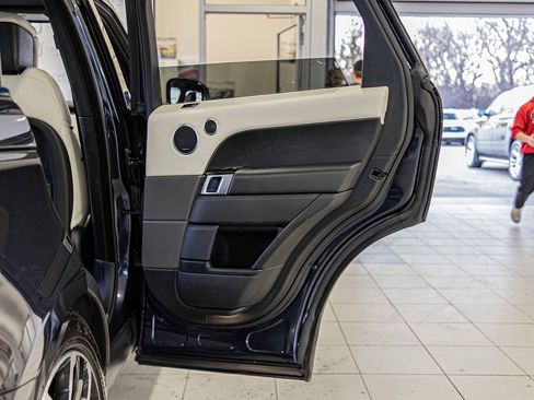 Used 2019 Land Rover Range Rover Sport HSE Dynamic image 41
