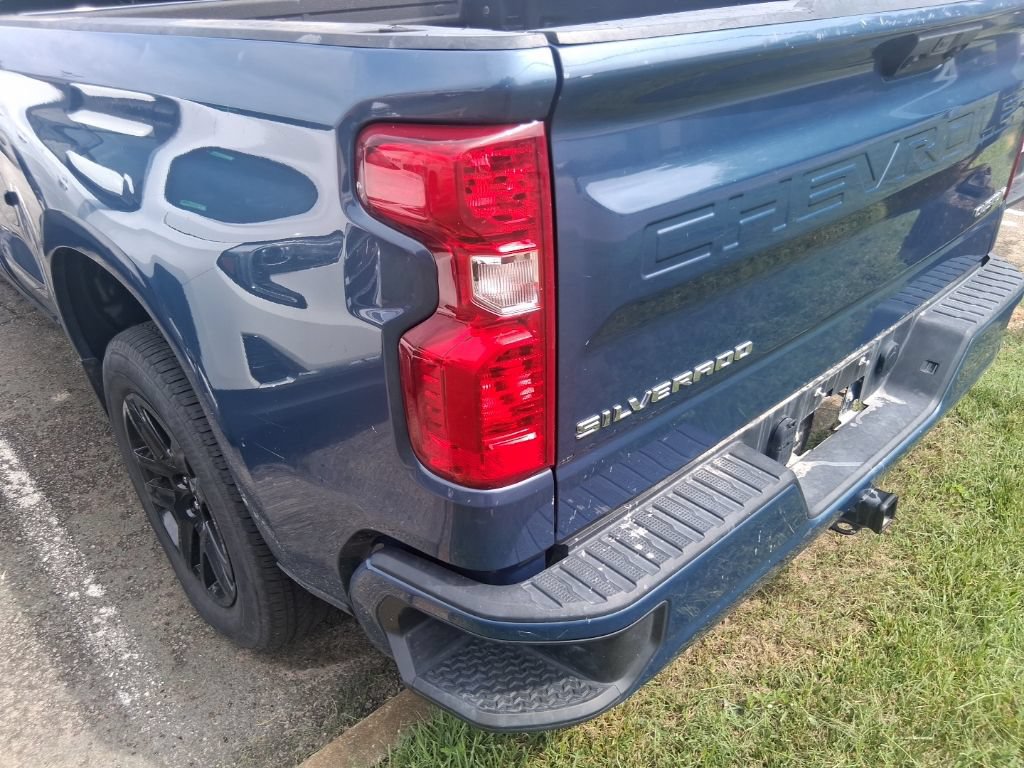 Used 2024 Chevrolet Silverado 1500 Custom RWD image 14