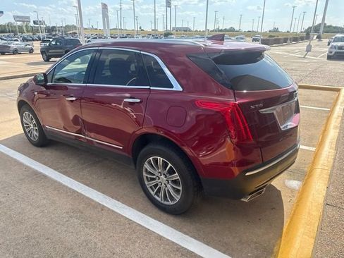 Used 2019 Cadillac XT5 Luxury FWD image 5