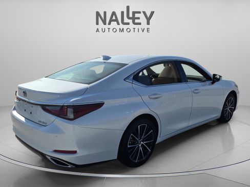 Certified 2025 Lexus ES 350 w/ Premium Package image 6