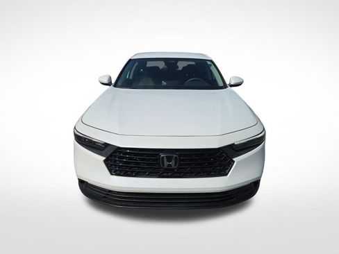 Used 2023 Honda Accord LX image 10