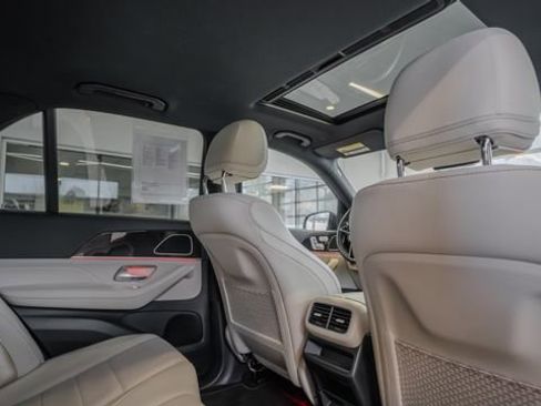 Used 2024 Mercedes-Benz GLE 350 4MATIC image 28