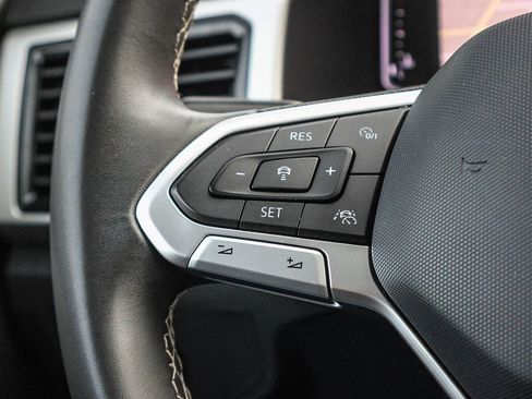 Used 2021 Volkswagen Atlas SEL Premium image 35