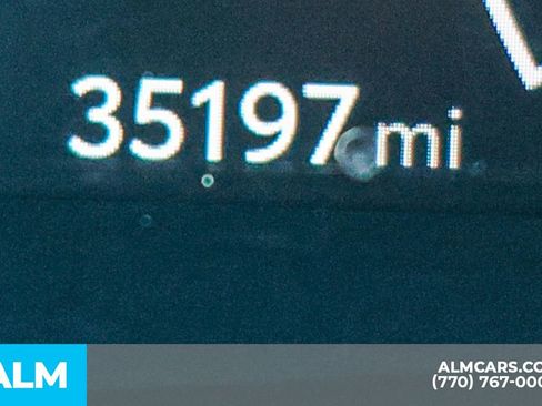 Used 2025 Toyota Camry SE image 56