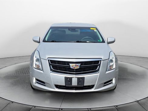 Used 2017 Cadillac XTS Luxury w/ Driver Awareness Package image 2