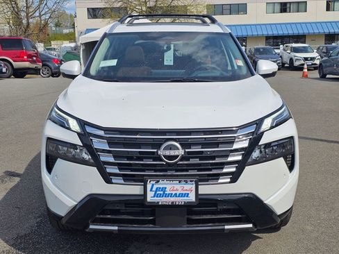 New 2026 Nissan Rogue Platinum w/ Platinum Premium Package image 2