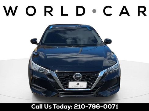 Used 2020 Nissan Sentra SV FWD image 2