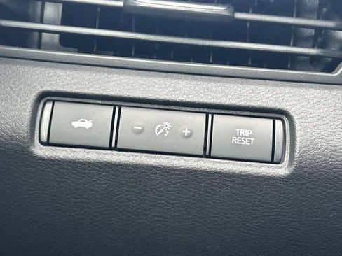 New 2026 Nissan Altima 2.5 SV FWD image 25