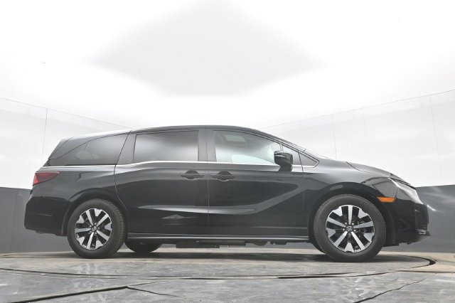 Certified 2025 Honda Odyssey EX-L image 50