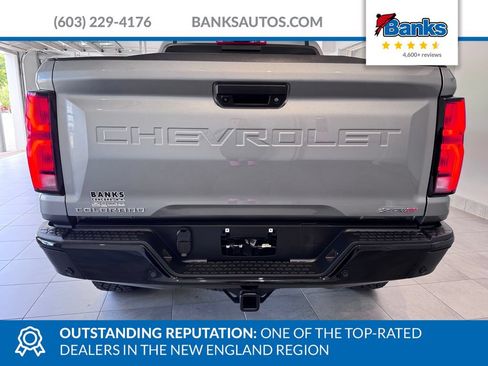 Certified 2024 Chevrolet Colorado ZR2 w/ Safety Package AWD/4WD image 7
