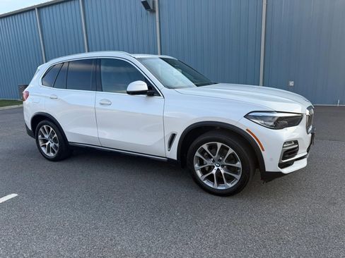 Used 2019 BMW X5 xDrive40i w/ Premium Package 2 AWD/4WD image 13