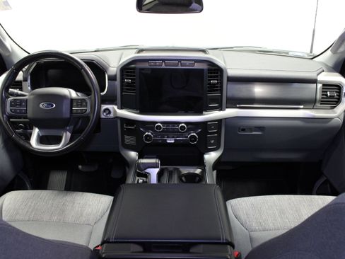 Used 2022 Ford F150 Lightning XLT AWD/4WD image 21