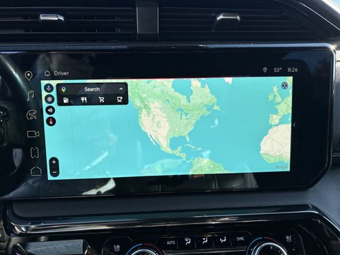 Used 2022 GMC Sierra 1500 AT4 w/ AT4 Premium Package image 18