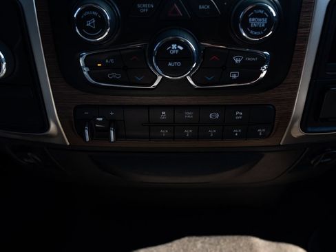 Used 2015 RAM 2500 Laramie w/ Protection Group AWD/4WD image 16