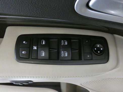 Used 2019 Dodge Durango Citadel w/ Technology Group AWD/4WD image 22