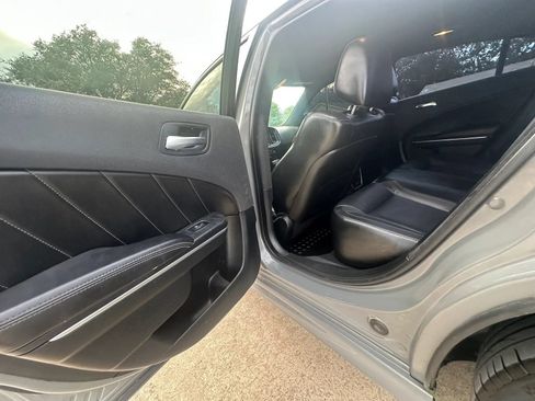 Used 2018 Dodge Charger R/T w/ Plus Group RWD image 13