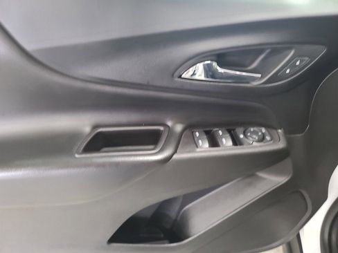 Used 2021 Chevrolet Equinox LT w/ LPO, Floor Liner Package image 10