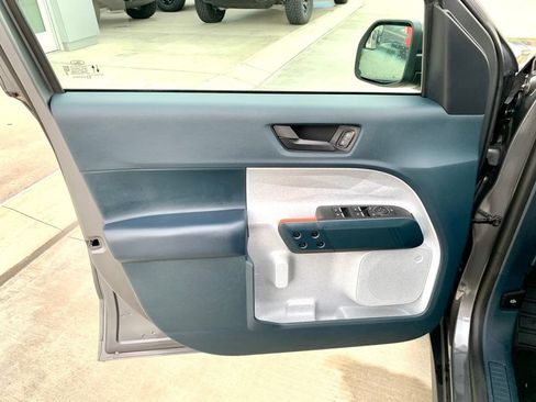 Used 2023 Ford Maverick XLT FWD image 12