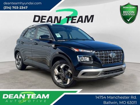 Used 2024 Hyundai Venue SEL FWD image 1