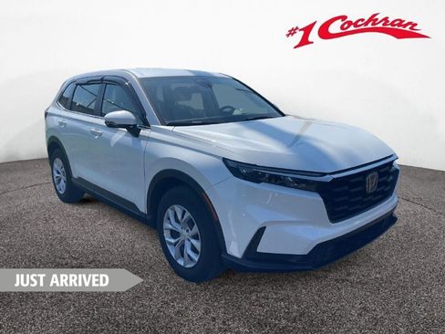 Used 2023 Honda CR-V LX image 1