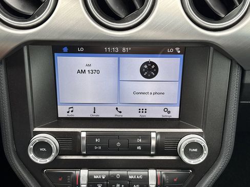 Used 2019 Ford Mustang Premium image 19