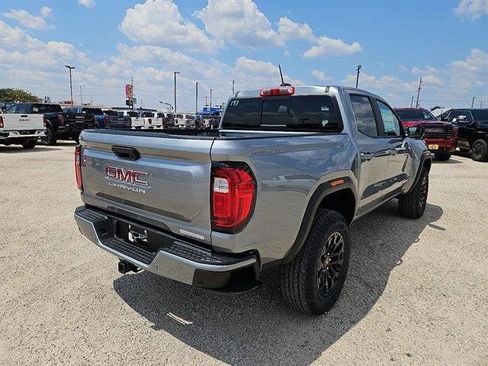 New 2026 GMC Canyon Elevation w/ Convenience Package image 5