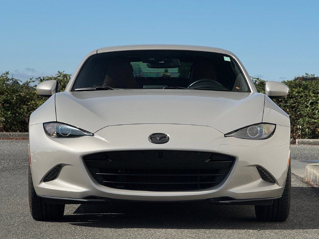 Used 2023 MAZDA MX-5 Miata Grand Touring RWD image 2