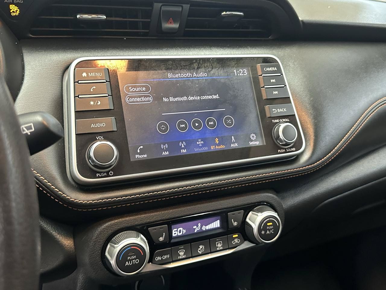 Used 2020 Nissan Kicks SR w/ SR Premium Package FWD image 20
