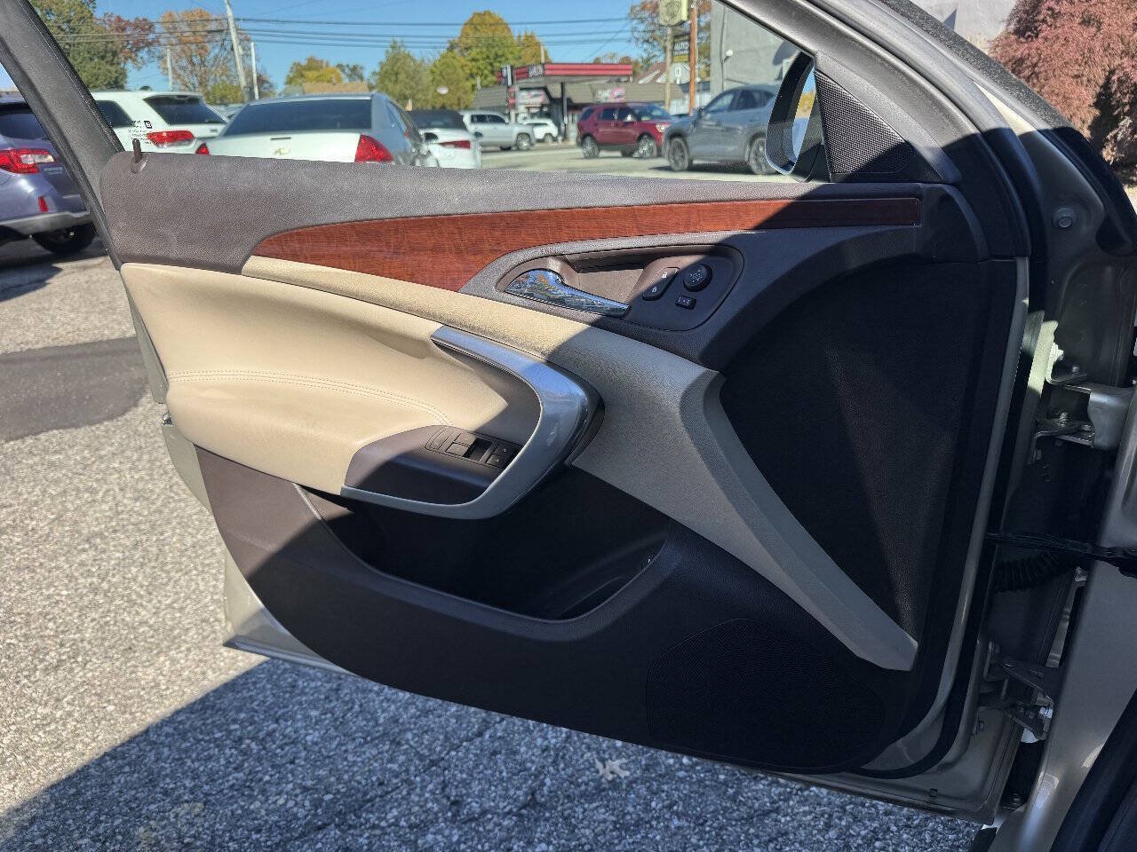 Used 2015 Buick Regal AWD image 27