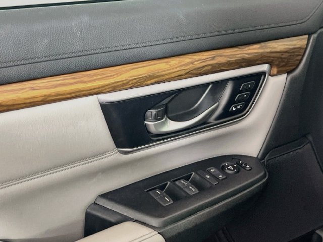 Used 2017 Honda CR-V EX-L image 13