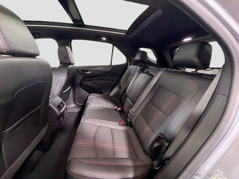 Used 2023 Chevrolet Equinox RS FWD image 25