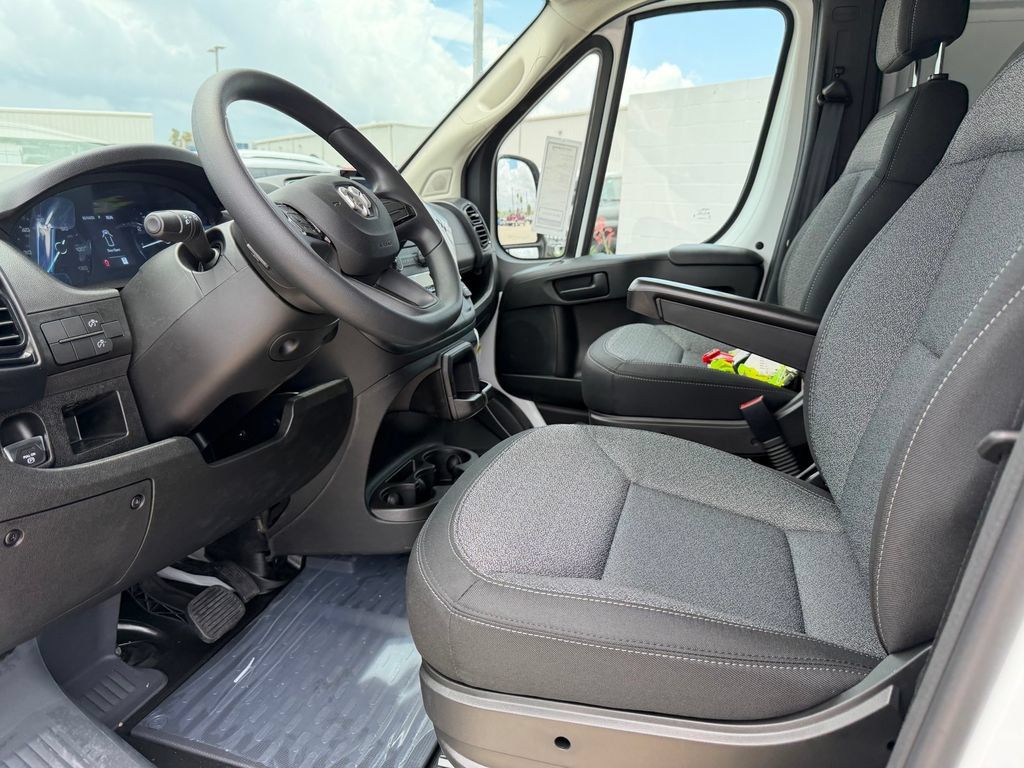 New 2026 RAM ProMaster 2500 FWD image 9