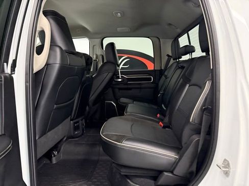 Used 2024 RAM 2500 Laramie image 16