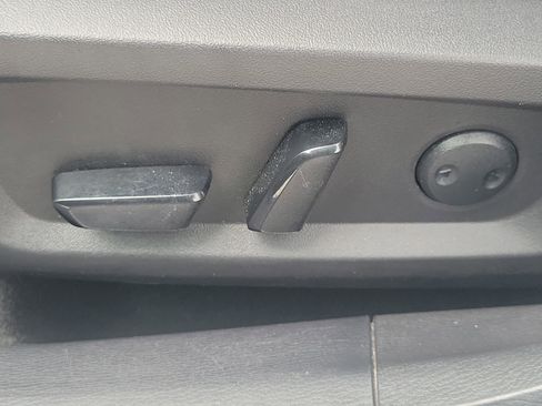 Used 2024 Mitsubishi Outlander SE image 20