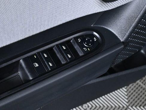 Certified 2025 MINI Cooper S image 21