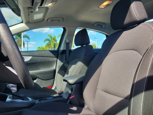 Used 2024 Kia Forte LXS w/ LXS Technology Package image 15