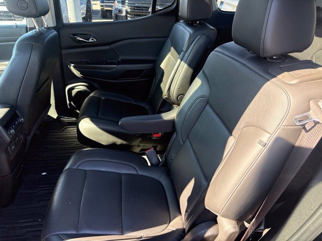 Used 2021 GMC Acadia SLT w/ Elevation Edition FWD image 16