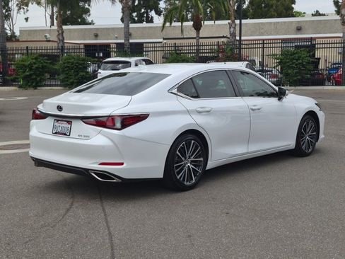 Used 2025 Lexus ES 350 w/ Premium Package FWD image 5