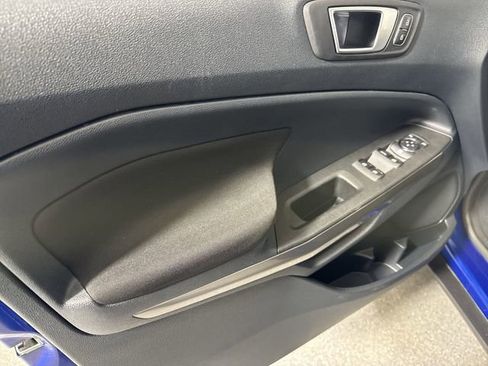 Used 2018 Ford EcoSport SE image 18