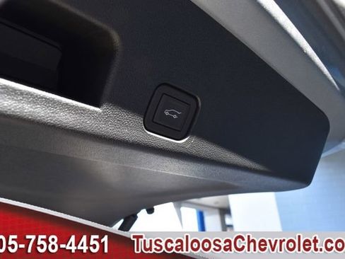 New 2026 Chevrolet Traverse Z71 w/ Driver Confidence Package image 9