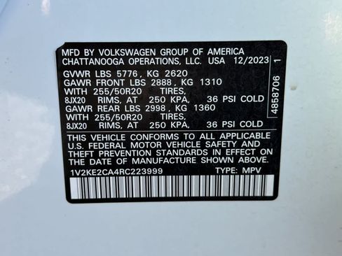 Used 2024 Volkswagen Atlas Cross Sport SE w/ Panoramic Sunroof Package AWD/4WD image 29