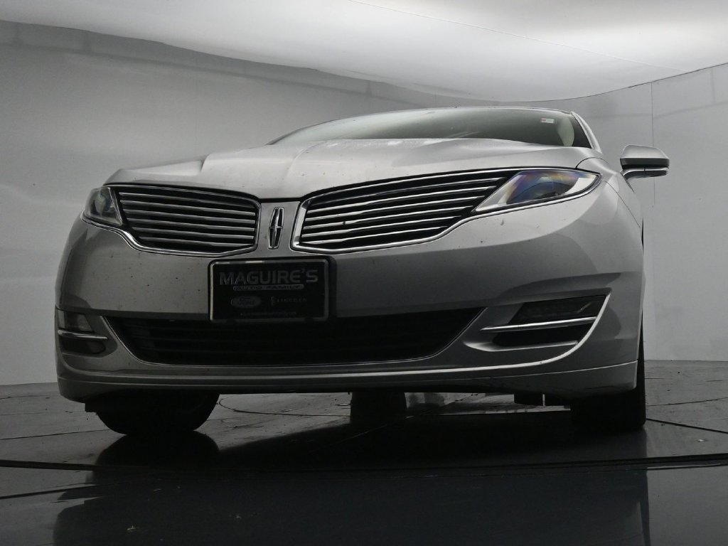 Used 2014 Lincoln MKZ w/ Equipment Group 101A Select FWD image 19