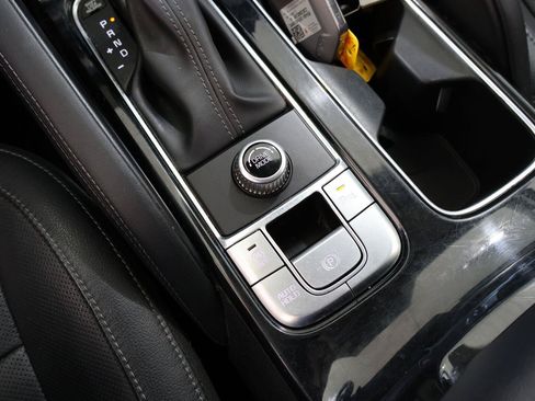 Used 2023 Kia Telluride EX w/ EX Captain's Chair Package FWD image 33