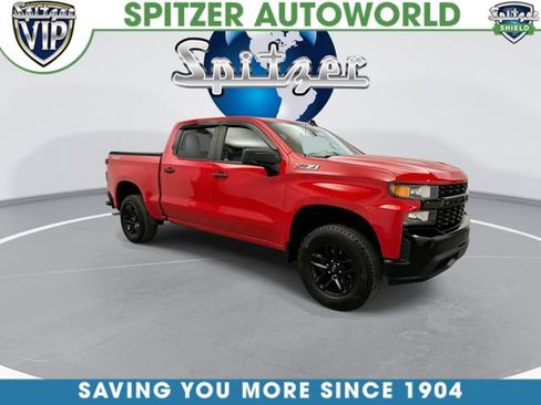 Used 2019 Chevrolet Silverado 1500 Custom Trail Boss w/ Custom Convenience Package AWD/4WD image 3