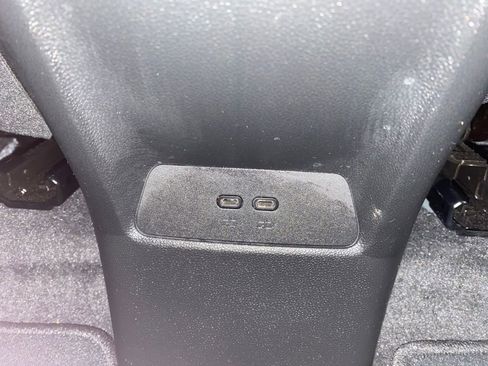 Used 2025 Chevrolet Equinox RS w/ Safety and Technology Package AWD/4WD image 24