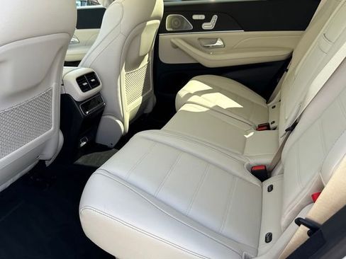 New 2026 Mercedes-Benz GLS 450 4MATIC image 23
